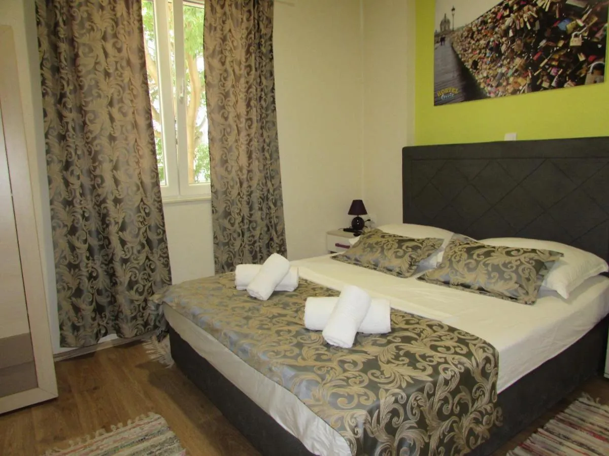 Oasis Hostel Split